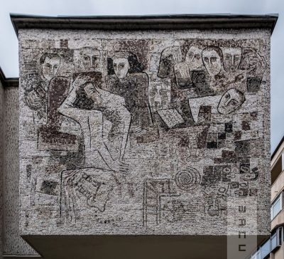 „Știința, Cultura, Artele”, mozaic din piatră naturală,  Biblioteca Judeţeană G. T. Kirileanu