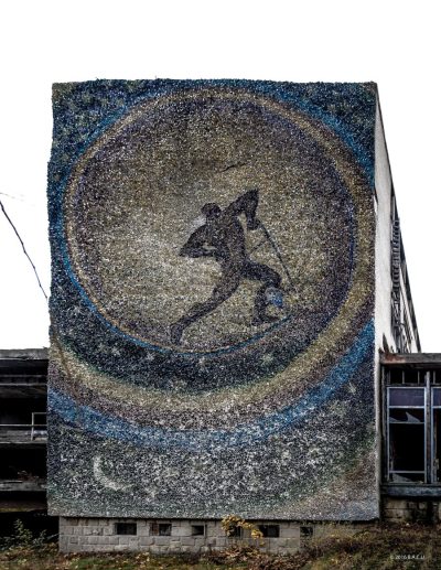 „Plugarul universului”, mozaic, Centrul de Tineret „I. A. Gagarin”